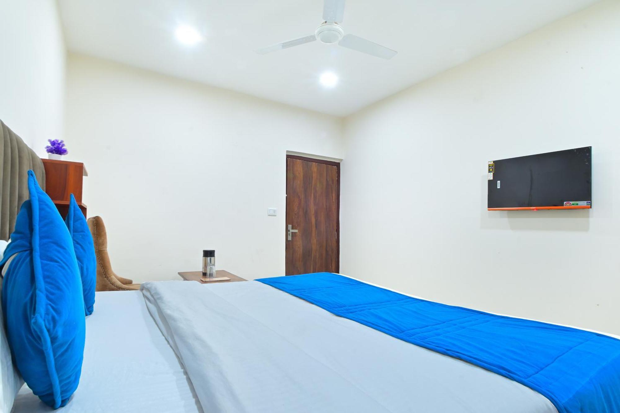 Chowdhry Tourist Lodge - New Delhi Railway Station - 2 Minutes Walk Exterior photo
