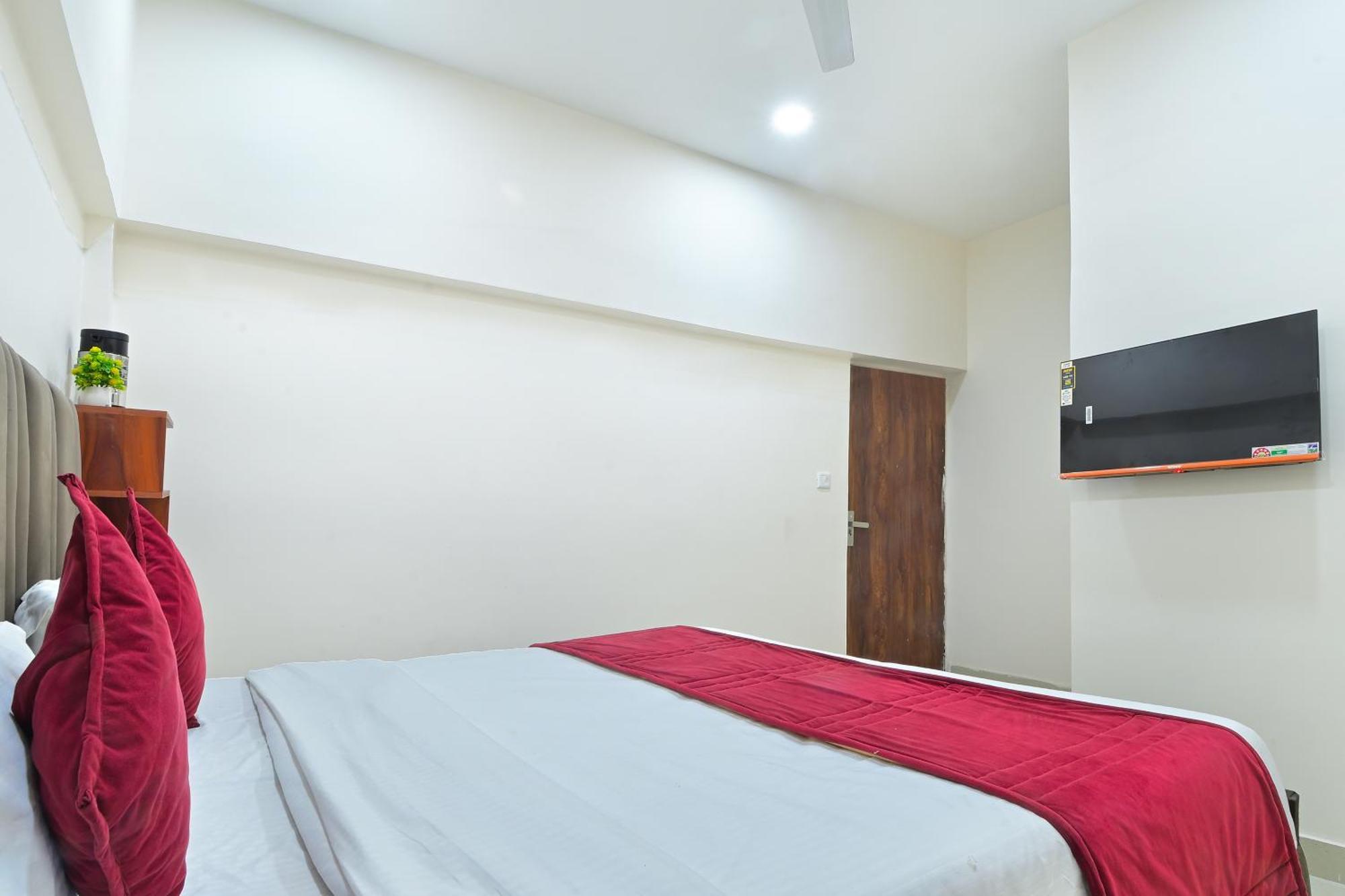 Chowdhry Tourist Lodge - New Delhi Railway Station - 2 Minutes Walk Exterior photo